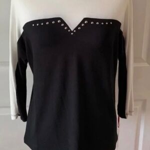 New Ruby rd woman’s shirt size small black & white with tags attached
